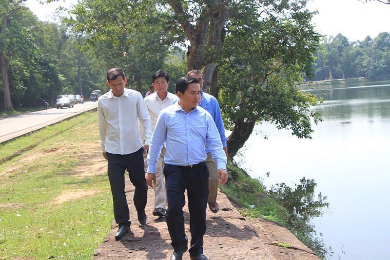 ក្រុមការងារចម្រុះរដ្ឋបាលខេត្ត និងអាជ្ញាធរអប្សរា បានចុះពិនិត្យ និងរកមធ្យោបាយស្វែងរកចាប់កូនក្រពេីមកវិញ